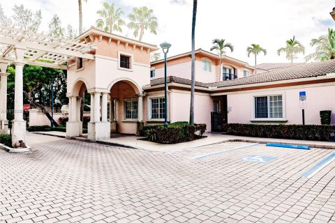 Condo in Fort Lauderdale, Florida, 2 bedrooms  № 1407642 - photo 20