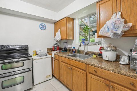 Immobilier commercial à vendre à Miami, Floride: 142.14 m2 № 1365901 - photo 15