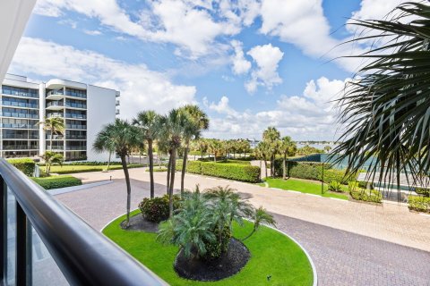 Copropriété à vendre à Palm Beach, Floride: 2 chambres, 135.36 m2 № 1163144 - photo 19