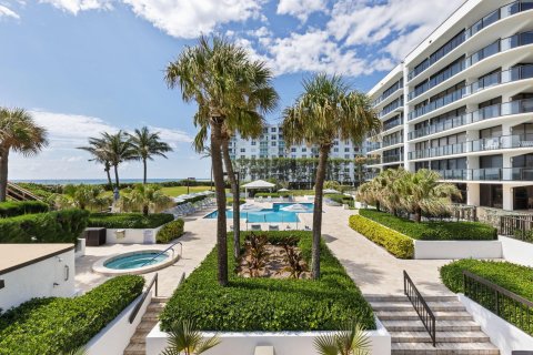 Copropriété à vendre à Palm Beach, Floride: 2 chambres, 135.36 m2 № 1163144 - photo 13