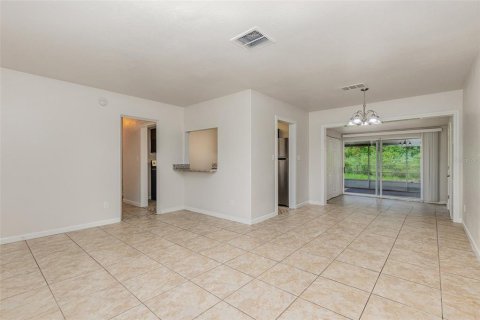 Villa ou maison à vendre à Orlando, Floride: 3 chambres, 127.65 m2 № 1391014 - photo 6