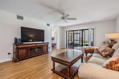 Condominio en venta en Palm Harbor, Florida, 2 dormitorios, 103.12 m2 № 1391065 - foto 13