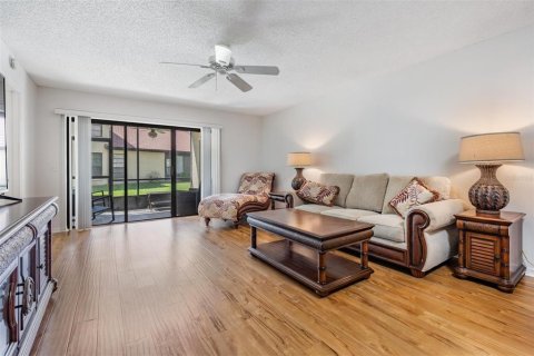 Condominio en venta en Palm Harbor, Florida, 2 dormitorios, 103.12 m2 № 1391065 - foto 12