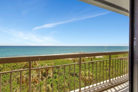 Condominio en venta en Riviera Beach, Florida, 2 dormitorios, 186.83 m2 № 1121178 - foto 7