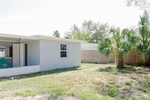 House in Holiday, Florida 4 bedrooms, 121.89 sq.m. № 1412426 - photo 30