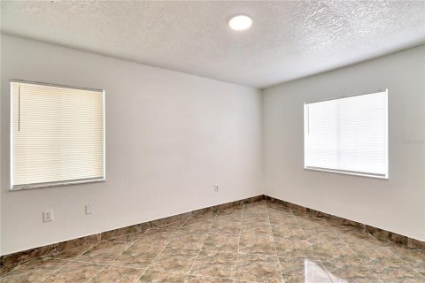 Condo in Orlando, Florida, 2 bedrooms  № 1165784 - photo 11