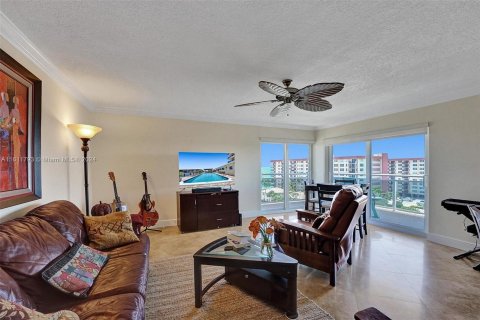 Copropriété à vendre à Hillsboro Beach, Floride: 2 chambres, 125.42 m2 № 1239826 - photo 16