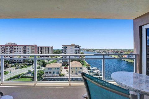 Copropriété à vendre à Hillsboro Beach, Floride: 2 chambres, 125.42 m2 № 1239826 - photo 9