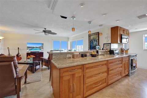 Copropriété à vendre à Hillsboro Beach, Floride: 2 chambres, 125.42 m2 № 1239826 - photo 19