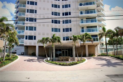 Condo in Fort Lauderdale, Florida, 2 bedrooms  № 1173988 - photo 16