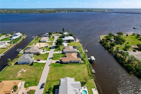 Terreno en venta en Port Charlotte, Florida № 1367815 - foto 12