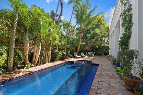 Casa en venta en Key Biscayne, Florida, 6 dormitorios, 414.9 m2 № 1236162 - foto 26