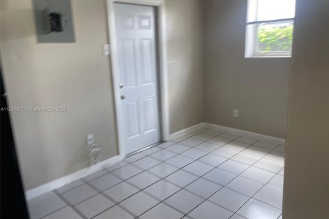 Casa en venta en Hollywood, Florida, 3 dormitorios, 78.69 m2 № 1175769 - foto 4