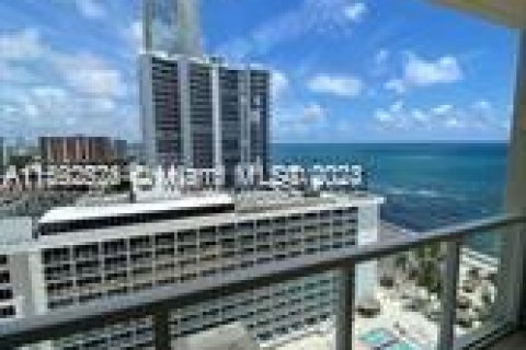 Condo in Sunny Isles Beach, Florida, 2 bedrooms  № 1206637 - photo 7