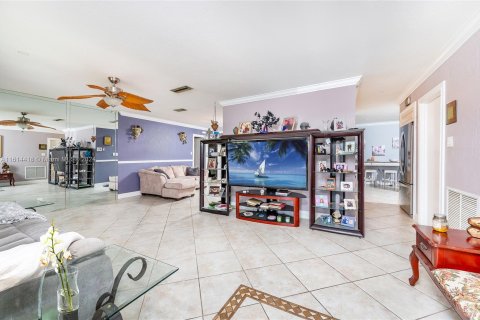 Villa ou maison à vendre à Margate, Floride: 2 chambres, 157 m2 № 1236959 - photo 15