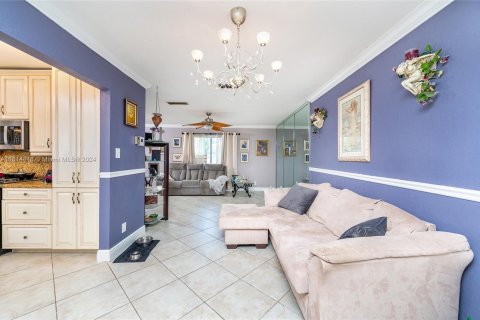 Villa ou maison à vendre à Margate, Floride: 2 chambres, 157 m2 № 1236959 - photo 17