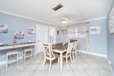 Villa ou maison à vendre à Margate, Floride: 2 chambres, 157 m2 № 1236959 - photo 27