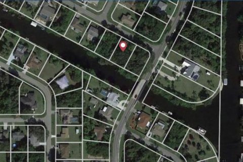 Terreno en venta en Port Charlotte, Florida № 337414 - foto 5