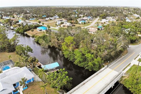 Terreno en venta en Port Charlotte, Florida № 337414 - foto 1