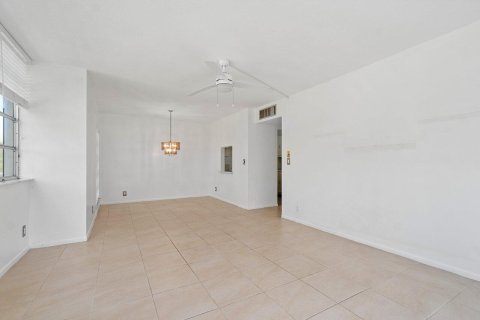 Copropriété à vendre à Boca Raton, Floride: 2 chambres, 100.33 m2 № 855463 - photo 22
