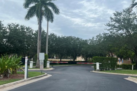 Copropriété à louer à West Palm Beach, Floride: 2 chambres, 85.47 m2 № 1229075 - photo 2