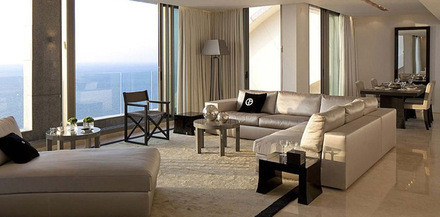 Apartamento en RESIDENCES BY ARMANI/CASA en Sunny Isles Beach, Florida 4 dormitorios, 280 m2 № 16445