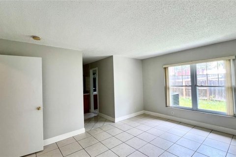 House in Kissimmee, Florida 3 bedrooms, 130.99 sq.m. № 1262446 - photo 27