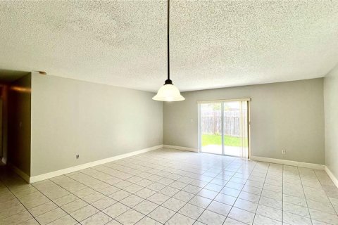 Casa en venta en Kissimmee, Florida, 3 dormitorios, 130.99 m2 № 1262446 - foto 15