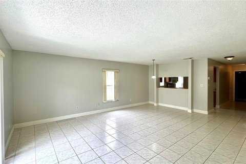 Casa en venta en Kissimmee, Florida, 3 dormitorios, 130.99 m2 № 1262446 - foto 18