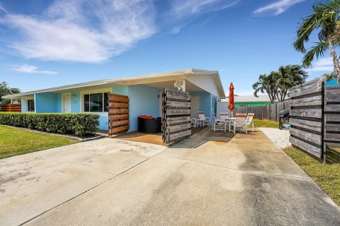 Immobilier commercial à vendre à Jensen Beach, Floride: 170.75 m2 № 1135514 - photo 23