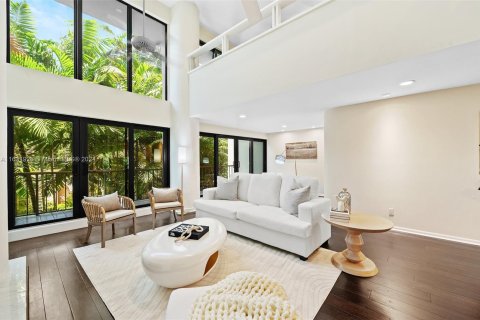 Townhouse in Miami, Florida 3 bedrooms, 266.82 sq.m. № 1292798 - photo 4