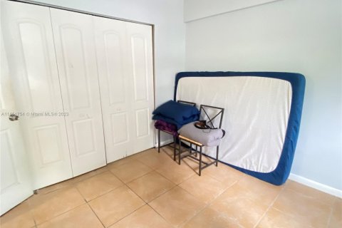 Condominio en venta en North Miami Beach, Florida, 2 dormitorios, 72 m2 № 724310 - foto 12