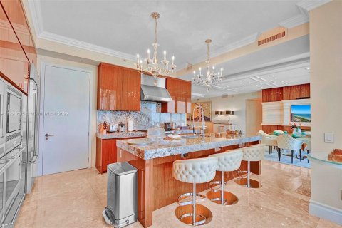 Condominio en alquiler en Bal Harbour, Florida, 3 dormitorios, 290.6 m2 № 9068 - foto 12