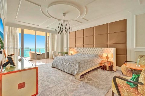 Condominio en alquiler en Bal Harbour, Florida, 3 dormitorios, 290.6 m2 № 9068 - foto 17