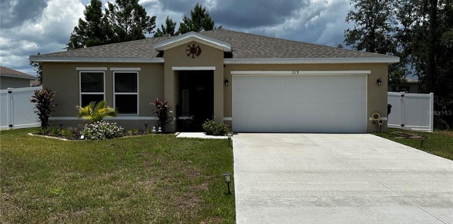 House in Kissimmee, Florida 4 bedrooms, 168.43 sq.m. № 1254342