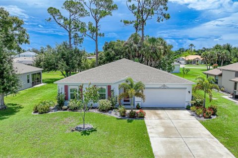 Villa ou maison à vendre à Punta Gorda, Floride: 4 chambres, 173.26 m2 № 1254306 - photo 6