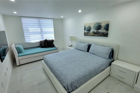 Condominio en venta en Aventura, Florida, 2 dormitorios, 154.78 m2 № 1099308 - foto 9