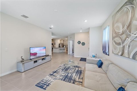 Villa ou maison à louer à Bradenton, Floride: 3 chambres, 145.39 m2 № 1363774 - photo 7