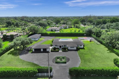 House in Southwest Ranches, Florida 7 bedrooms, 444.17 sq.m. № 973081 - photo 21