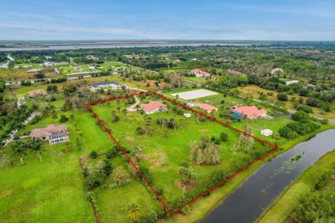 Villa ou maison à vendre à Loxahatchee Groves, Floride: 4 chambres, 311.59 m2 № 973105 - photo 6