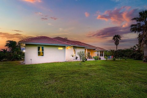 Villa ou maison à vendre à Loxahatchee Groves, Floride: 4 chambres, 311.59 m2 № 973105 - photo 13