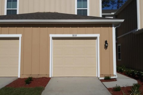 House in Jacksonville, Florida 3 bedrooms, 138.61 sq.m. № 774134 - photo 1