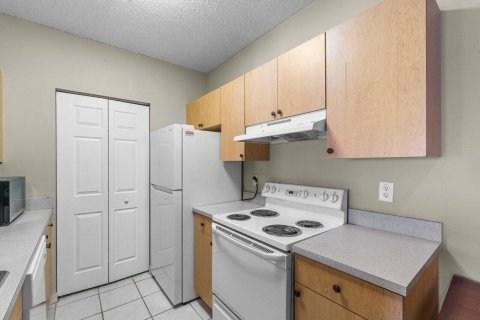 Condominio en venta en Royal Palm Beach, Florida, 2 dormitorios, 97.36 m2 № 1135138 - foto 17