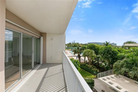 Condominio en venta en Sunny Isles Beach, Florida, 3 dormitorios, 145.86 m2 № 938740 - foto 7