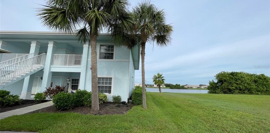 Condominio en Punta Gorda, Florida, 2 dormitorios  № 1406654