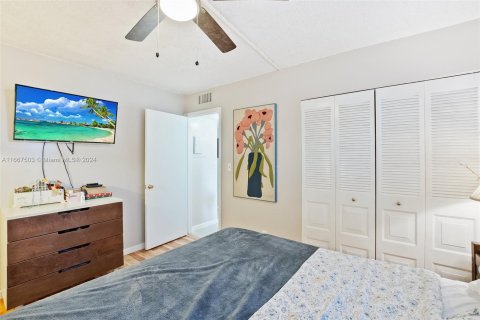 Copropriété à vendre à Sunrise, Floride: 2 chambres, 70.61 m2 № 1383008 - photo 18