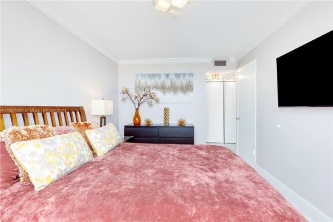 Condo in Aventura, Florida, 2 bedrooms  № 1383010 - photo 20