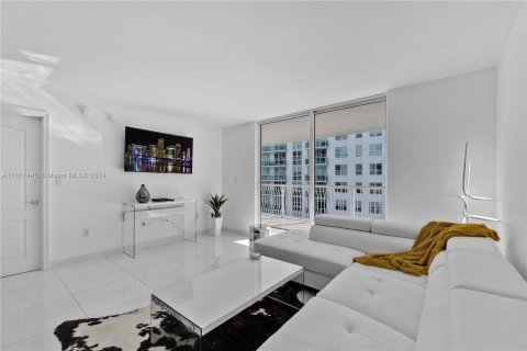 Condominio en venta en Miami, Florida, 1 dormitorio, 77.67 m2 № 1383007 - foto 6