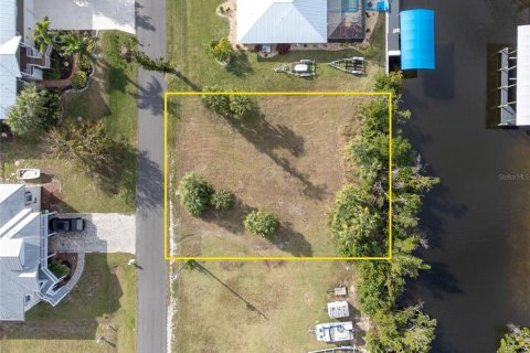 Terreno en venta en Punta Gorda, Florida № 937104 - foto 14