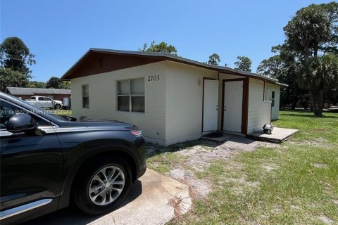 House in St. Lucie, Florida 4 bedrooms, 115.38 sq.m. № 1331132 - photo 7